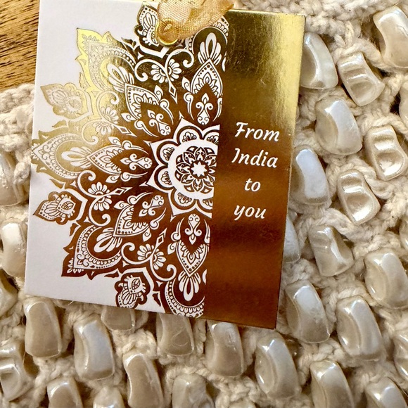 Viral Cream Knit Crochet/ Pearl Beaded Tote Bag NWT - Picture 5 of 12